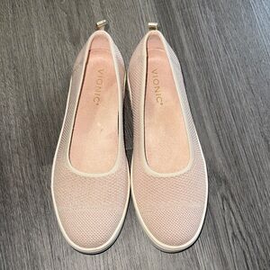 Vionic Women's Blush Pink Loafers